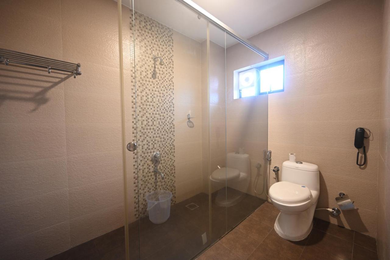 Hotel Bhagavath Gardens Chengannur Extérieur photo